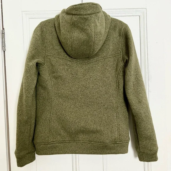 Patagonia Better Sweater Hooded Insulated Jacket - Women’s size Small - Picture 3 of 6